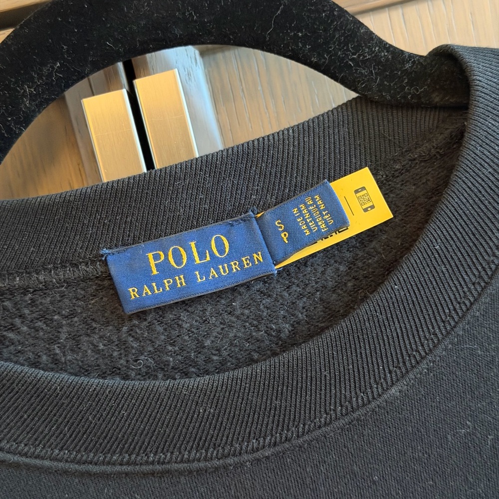 Ralph Lauren Black Crewneck Sweater with Gold and Red Emblem - Picture 3 of 3